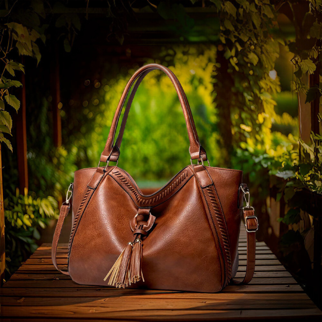 Lydia | Chic and Timeless Shoulder Bag