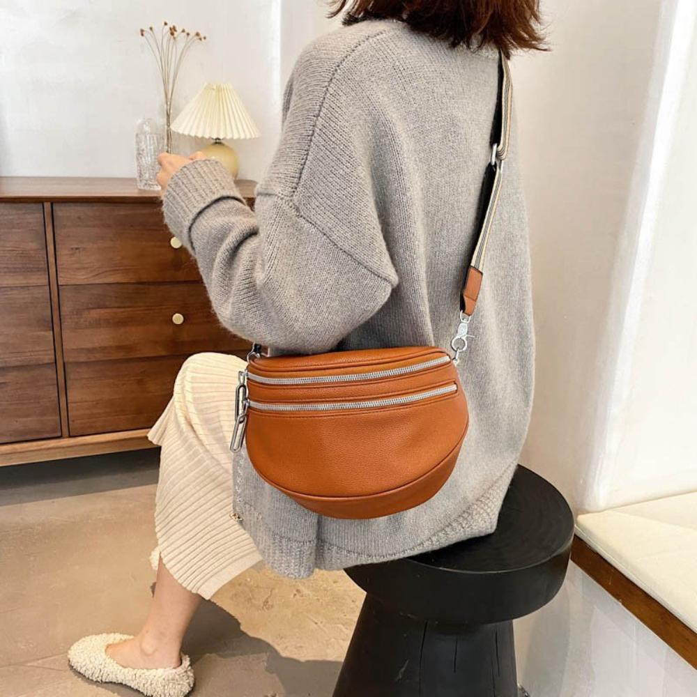 Mira | Chic and Adaptable Shoulder Bag