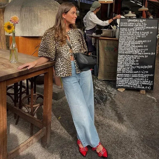 Isabella | Chic Leopard Print Blouse with Puff Sleeves