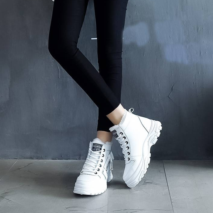 Harlow | Cozy Chic Winter Boots